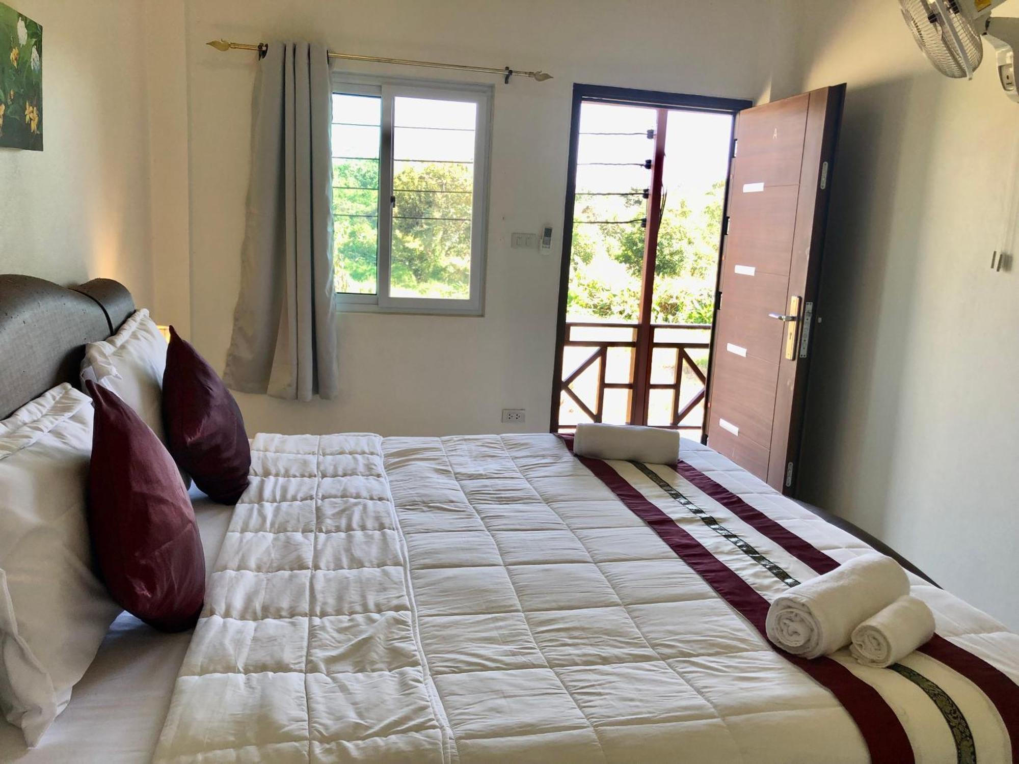 Naraya Homestay *
